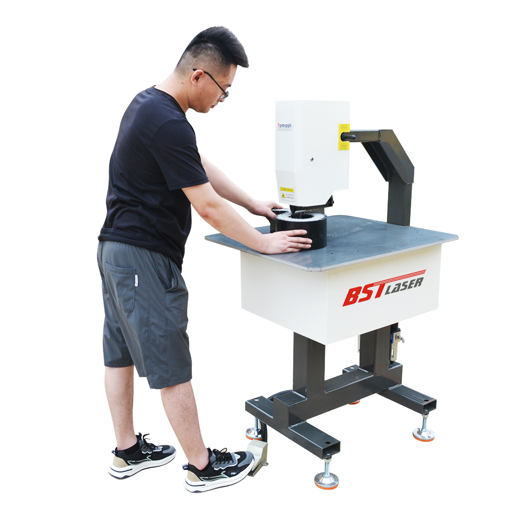 Riveting Machine